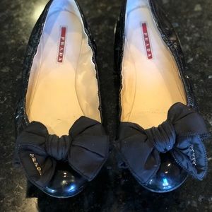 Prada bow ballet ballerina flats 39.5 logo patent